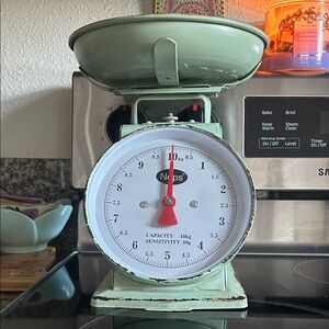 Vintage~Green Kitchen Scale